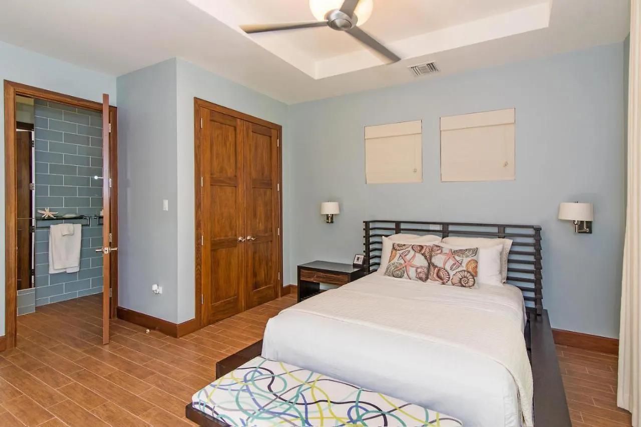 Papaya Cottage - Micro-Resort In West Bay